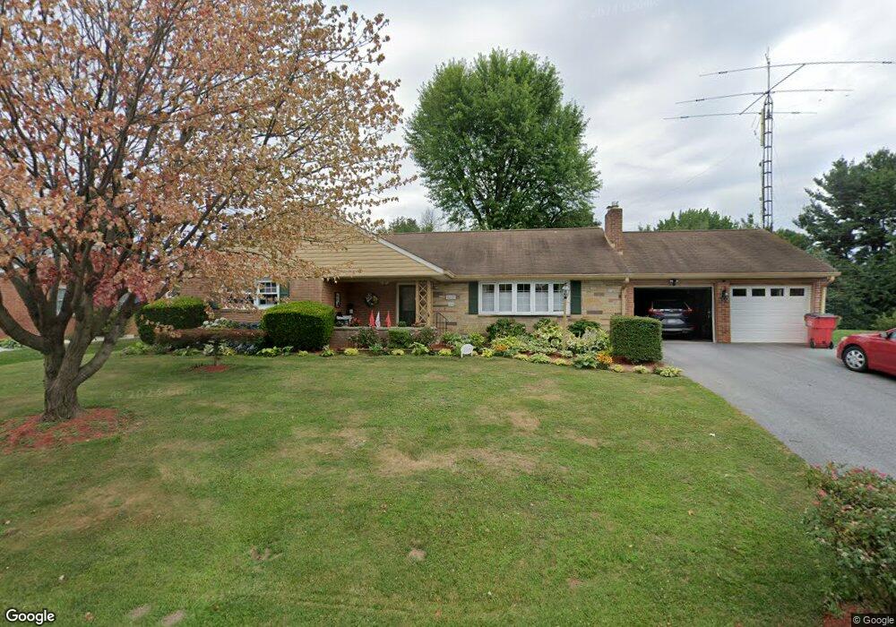 16623 Longstreet Dr, Williamsport, MD 21795 - photo 1