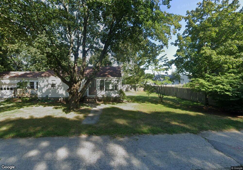 531 Sandy Ln, Warwick, RI 02889 - photo 1