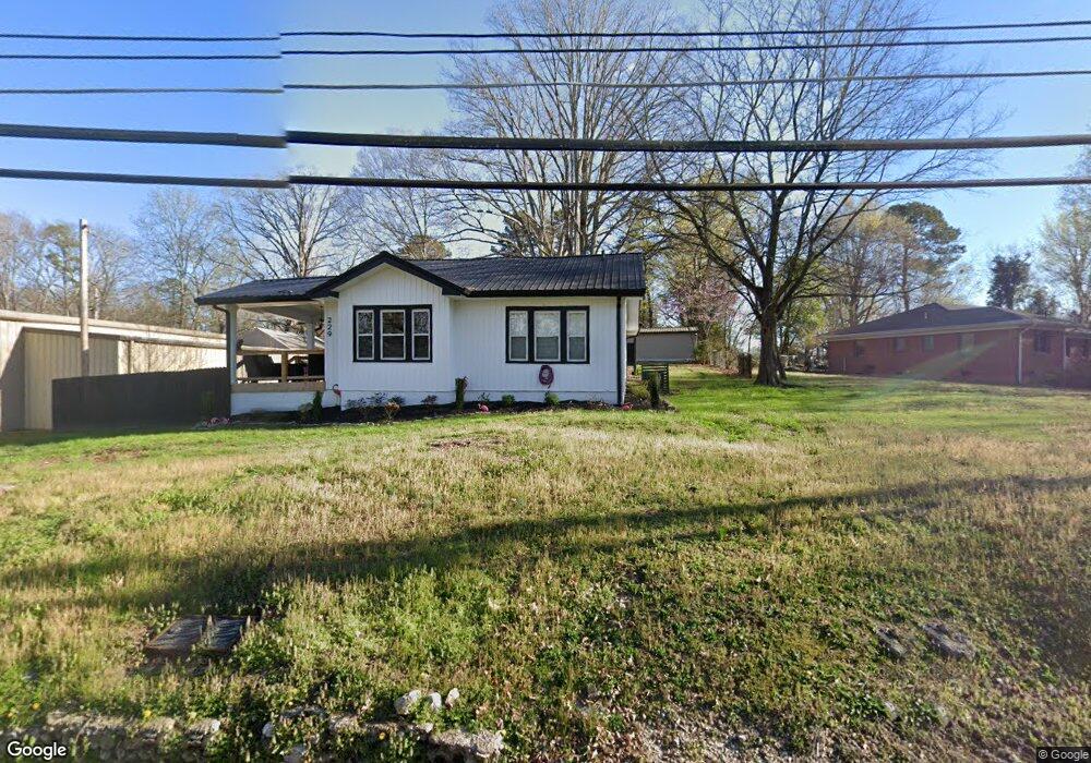 229 Lakeview Dr, Rossville, GA 30741 - photo 1