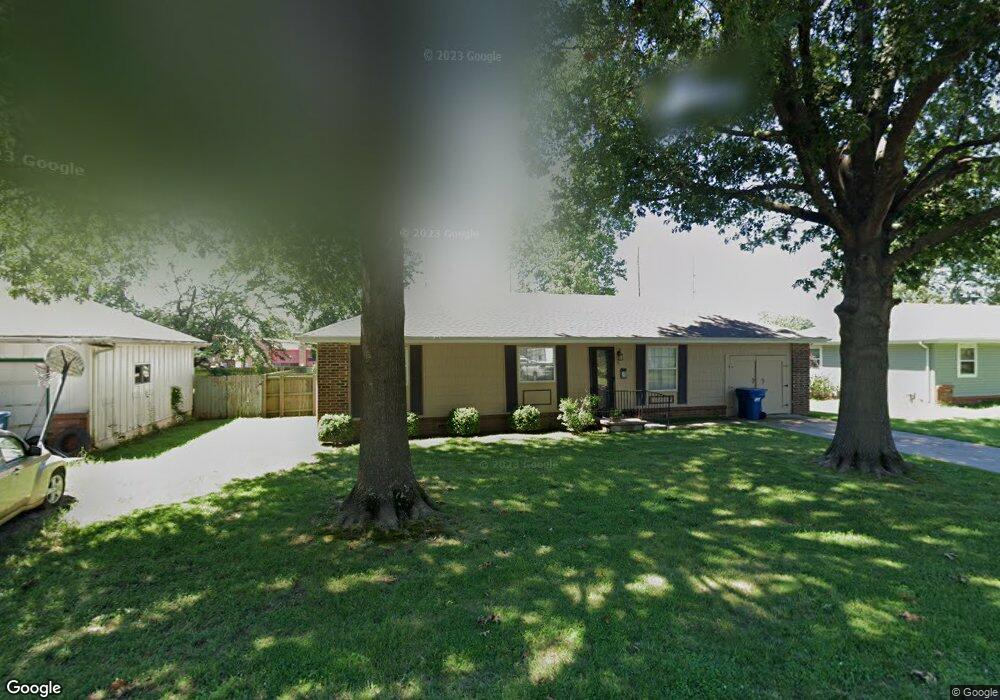 711 Frank St, Nixa, MO 65714 - photo 1