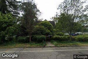 28 Valley Dr, Atlantic Highlands, NJ 07716