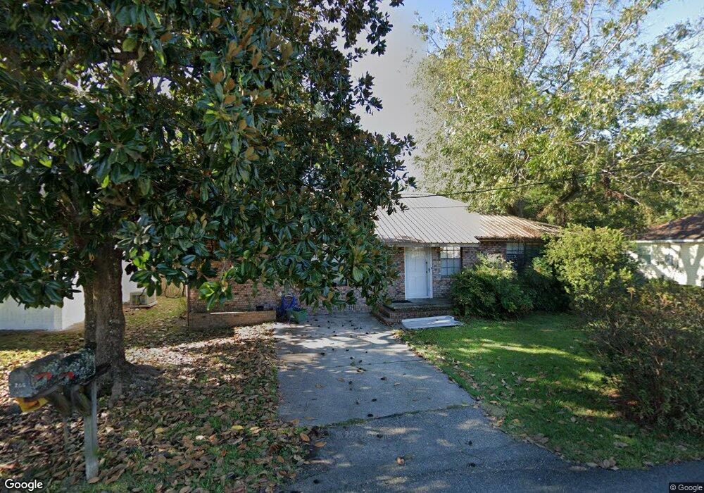 703 Mill St, Picayune, MS 39466 - photo 1