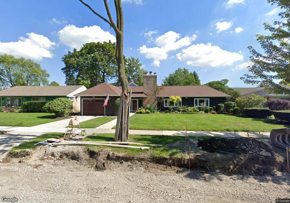 979 E Grant Dr, Des Plaines, IL 60016 - photo 1