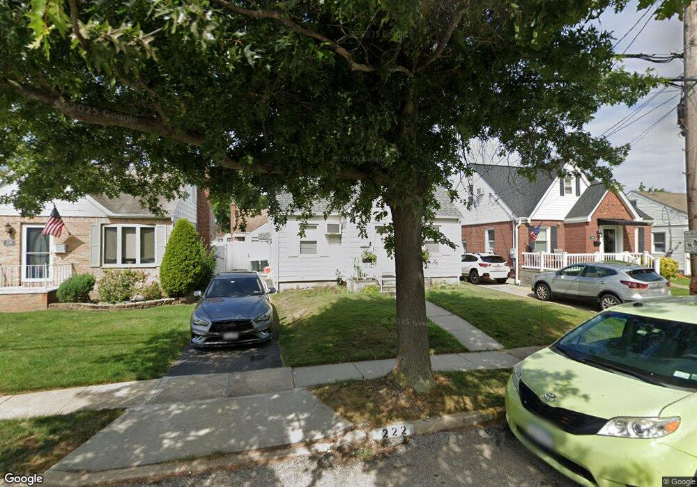 222 Jefferson St, Franklin Square, NY 11010 - photo 1