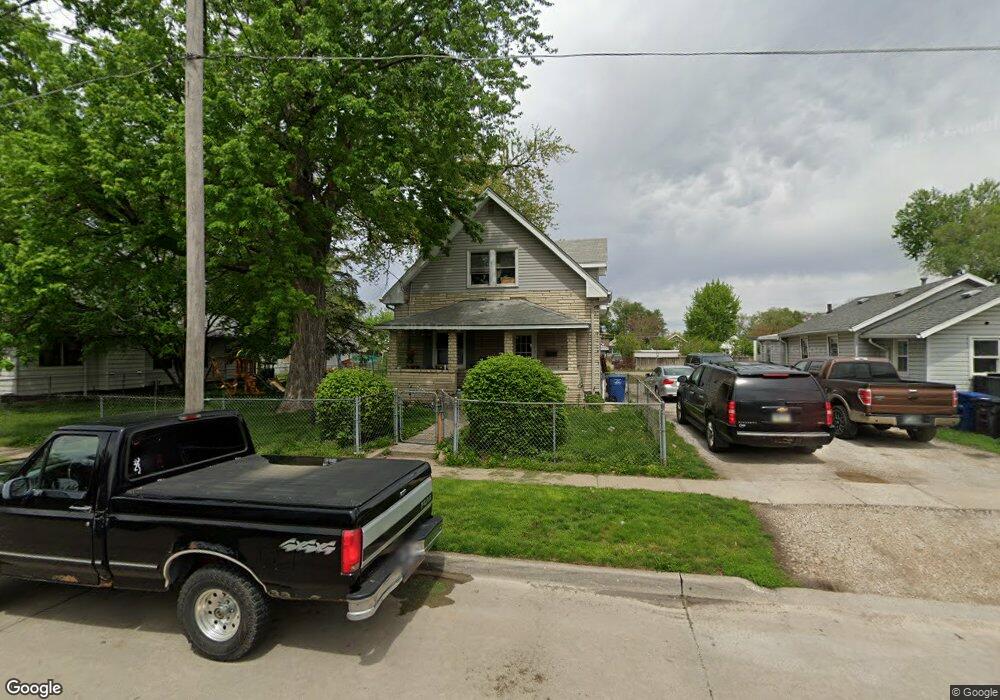 2046 Lyon St, Des Moines, IA 50317 - photo 1