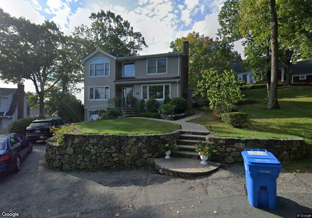 110 Wetherbee Rd, Waltham, MA 02453 - photo 1