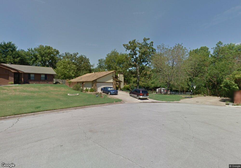 5210 S 32nd West Place, Tulsa, OK 74107 - photo 1