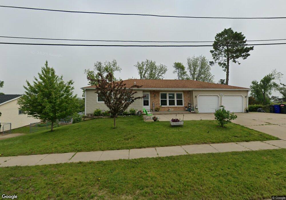 2616 12th Ave SW, Cedar Rapids, IA 52404 - photo 1