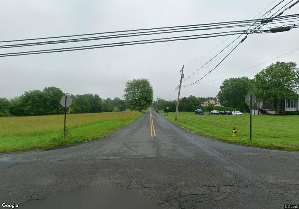 530 W Schwenkmill Rd, Perkasie, PA 18944 - photo 1