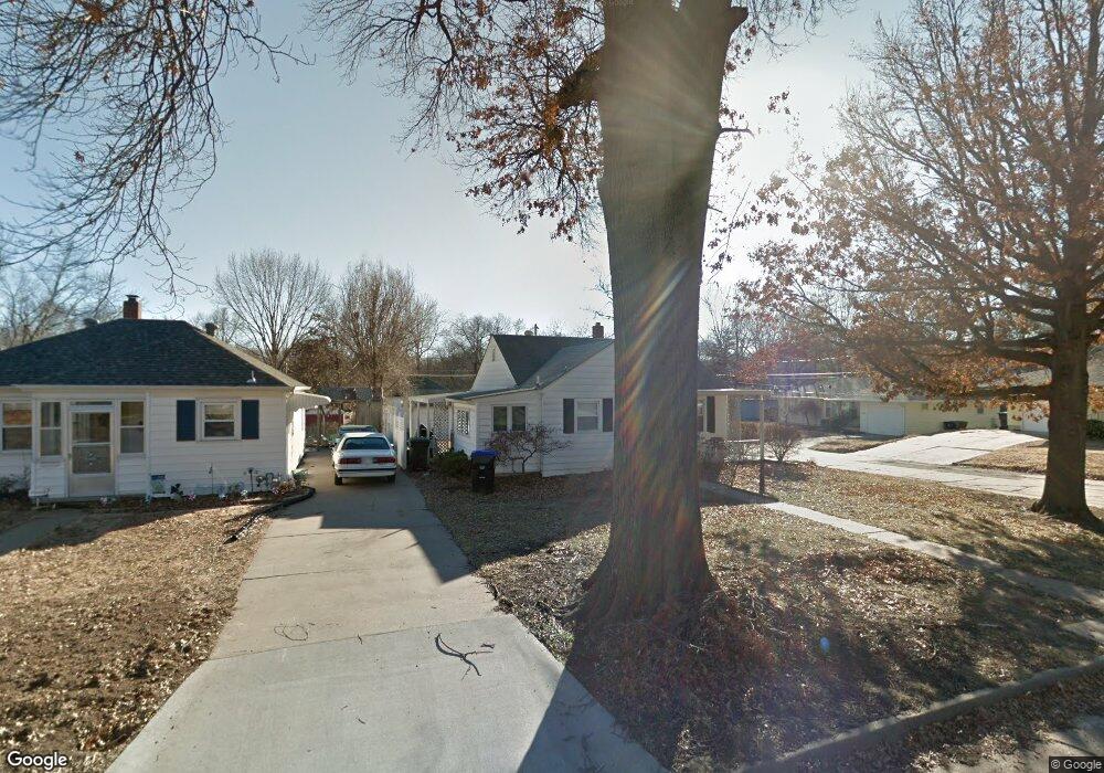 3139 SW Dorr St, Topeka, KS 66604 - photo 1
