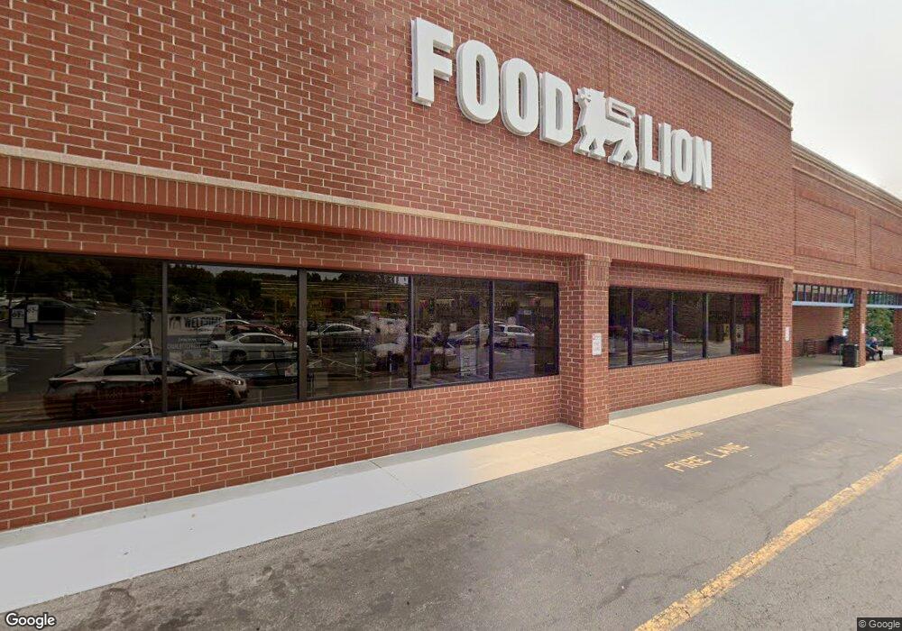 32 Mill Creek Dr unit 109, Charlottesville, VA 22902 - photo 1