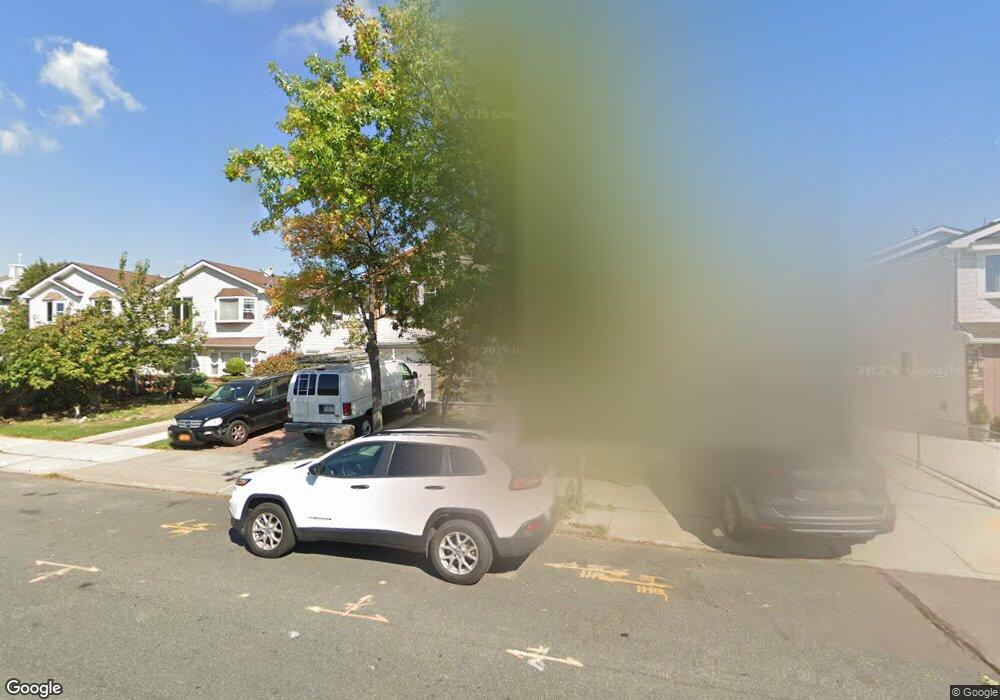 81A Selvin Loop unit 123, Staten Island, NY 10303 - photo 1