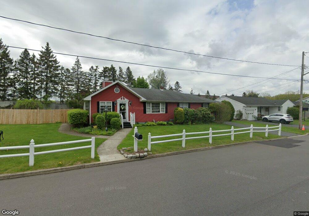 6 Hadden Ln, Troy, NY 12180 - photo 1