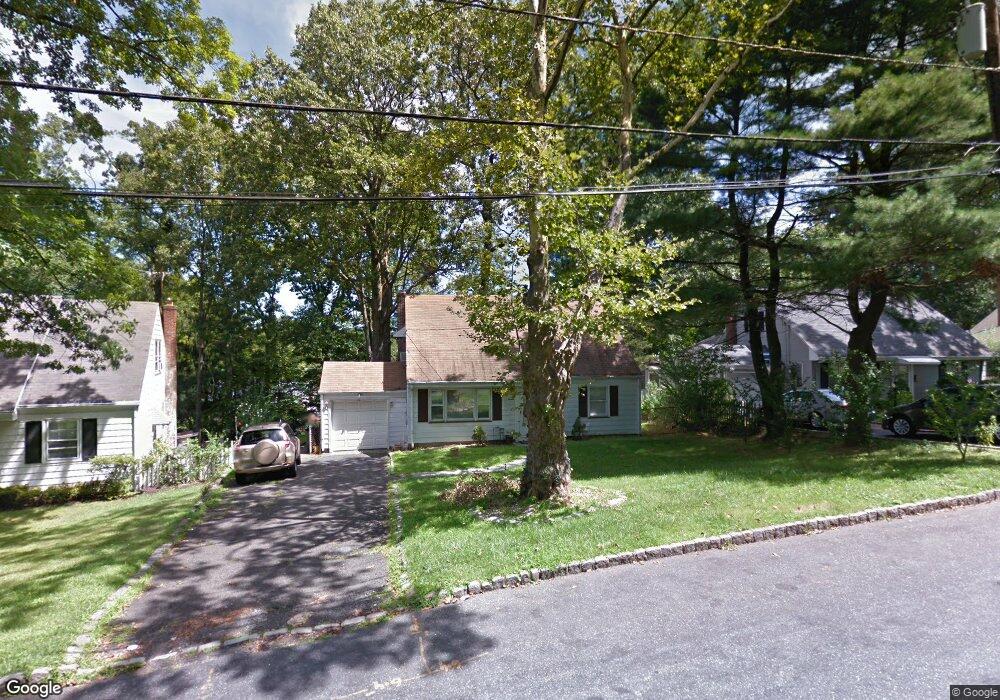 7 Fernwood Rd, Livingston, NJ 07039 - photo 1