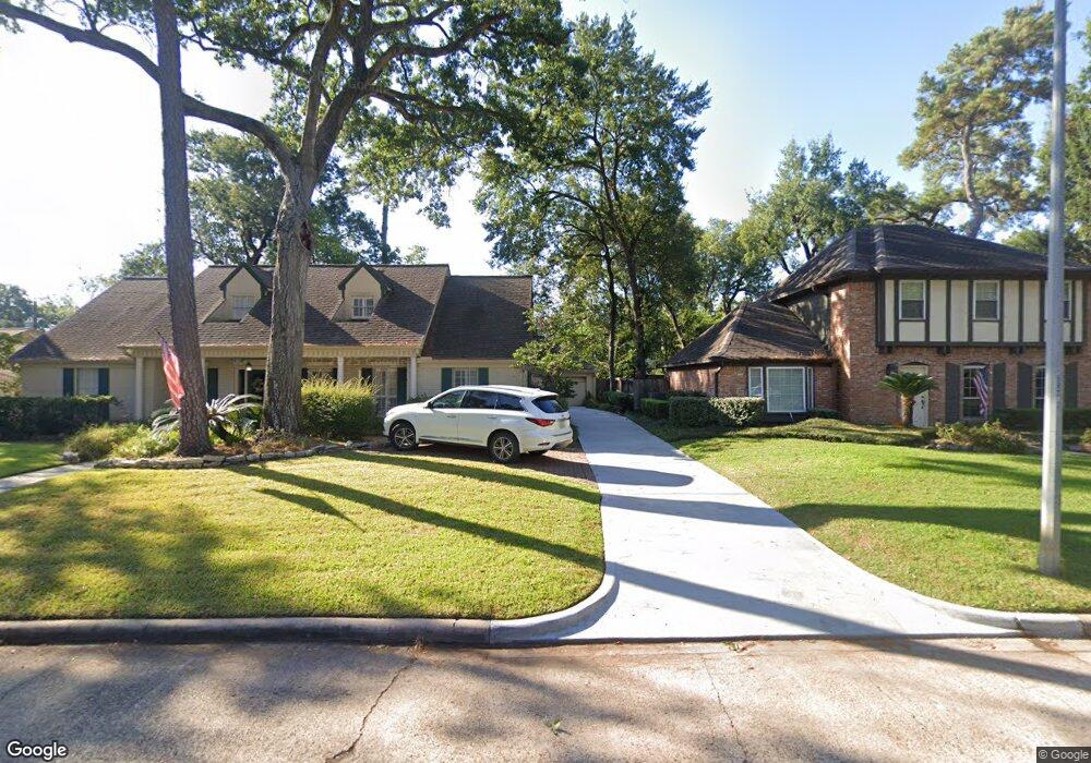 13403 Westport Ln, Houston, TX 77079 - photo 1