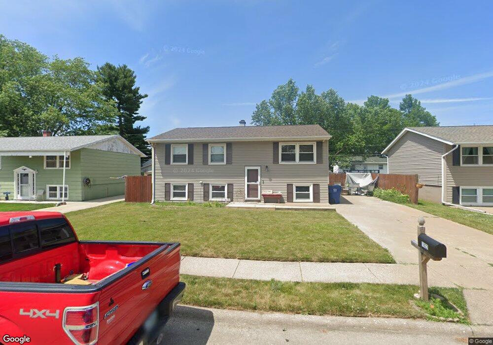 1822 W 68th St, Davenport, IA 52806 - photo 1