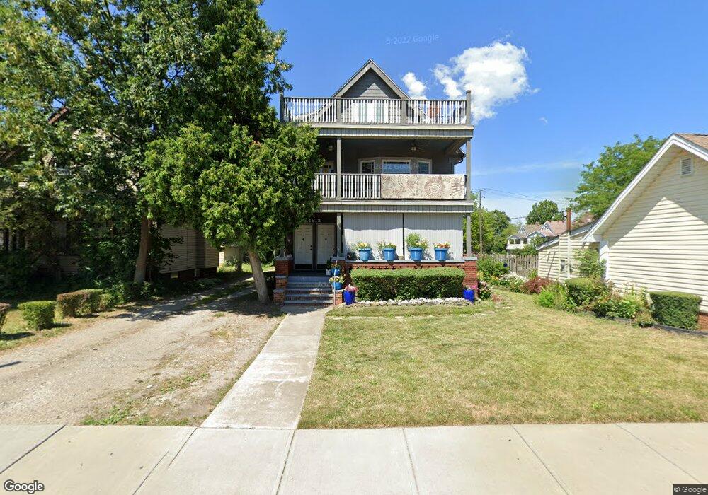 1812 S Taylor Rd, Cleveland Heights, OH 44118 - photo 1
