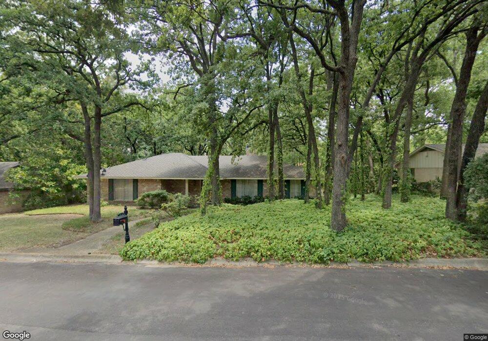 1819 Stonegate Dr, Denton, TX 76205 - photo 1