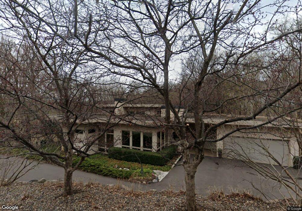 3924 Tramore Ln, Wayzata, MN 55391 - photo 1