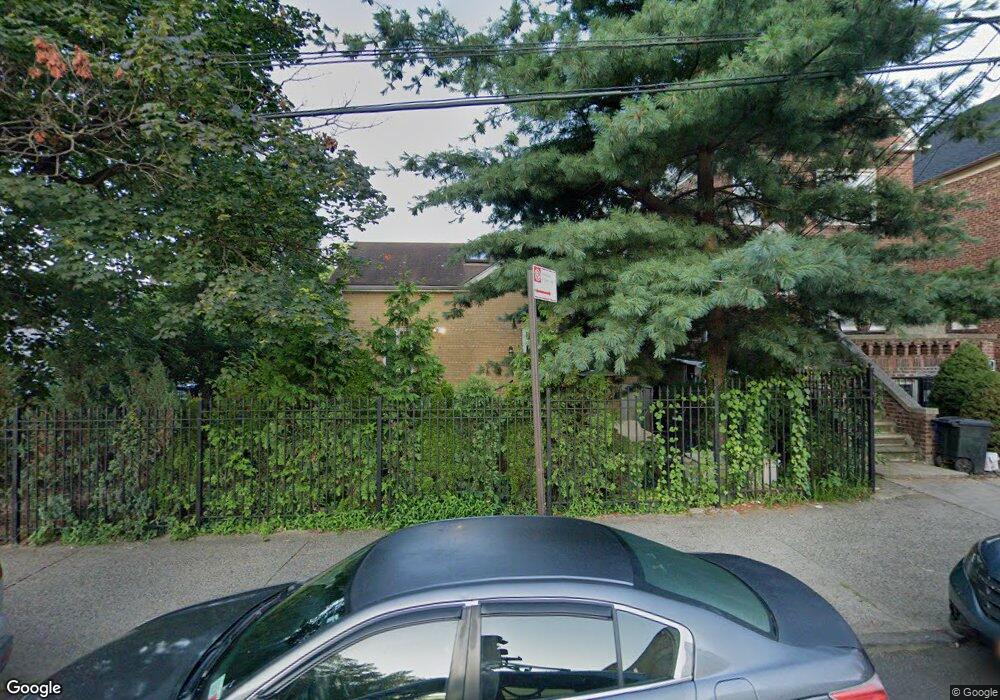 302 W 238th St, Bronx, NY 10463 - photo 1