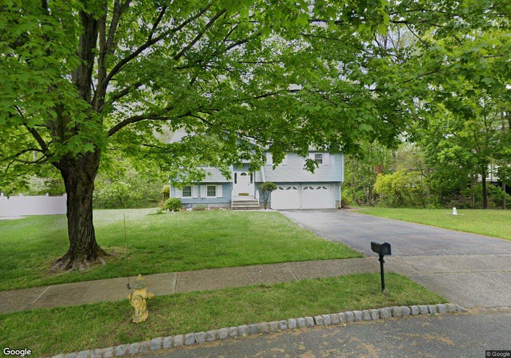 16 Ellen Ln, Wayne, NJ 07470 - photo 1