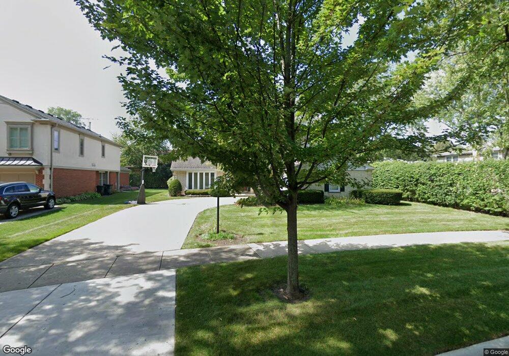 2422 Happy Hollow Rd, Glenview, IL 60026 - photo 1