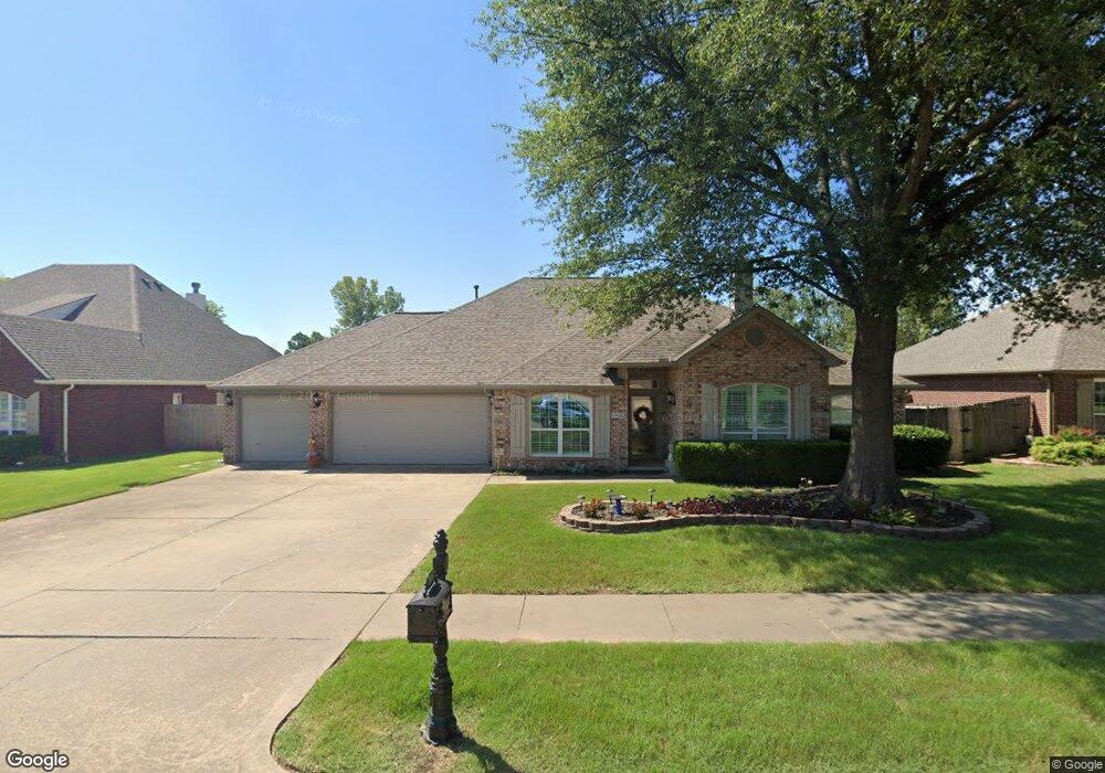 1905 W Waco St, Broken Arrow, OK 74011 - photo 1