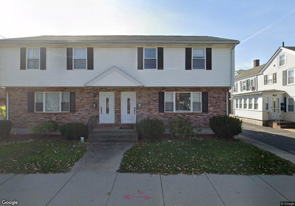 190 River St unit 1, Waltham, MA 02453 - photo 1