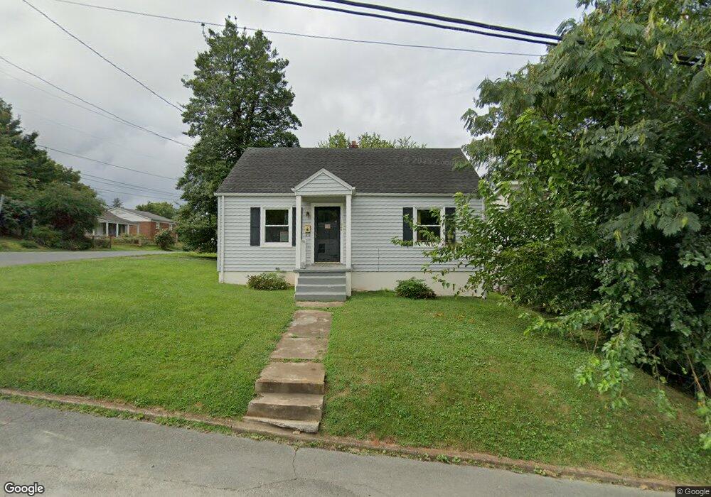 1344 Chesapeake St, Charlottesville, VA 22902 - photo 1