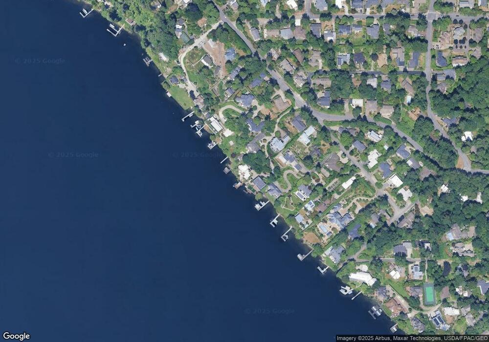 4069 W Mercer Way, Mercer Island, WA 98040 - photo 1