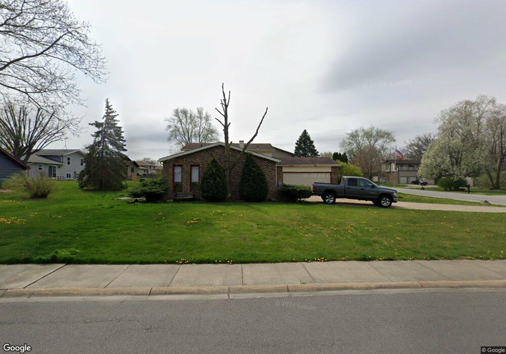 8661 Mathews St, Crown Point, IN 46307 - photo 1