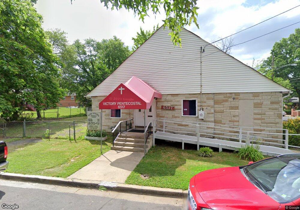 6517 Highland Park Dr, Hyattsville, MD 20785 - photo 1