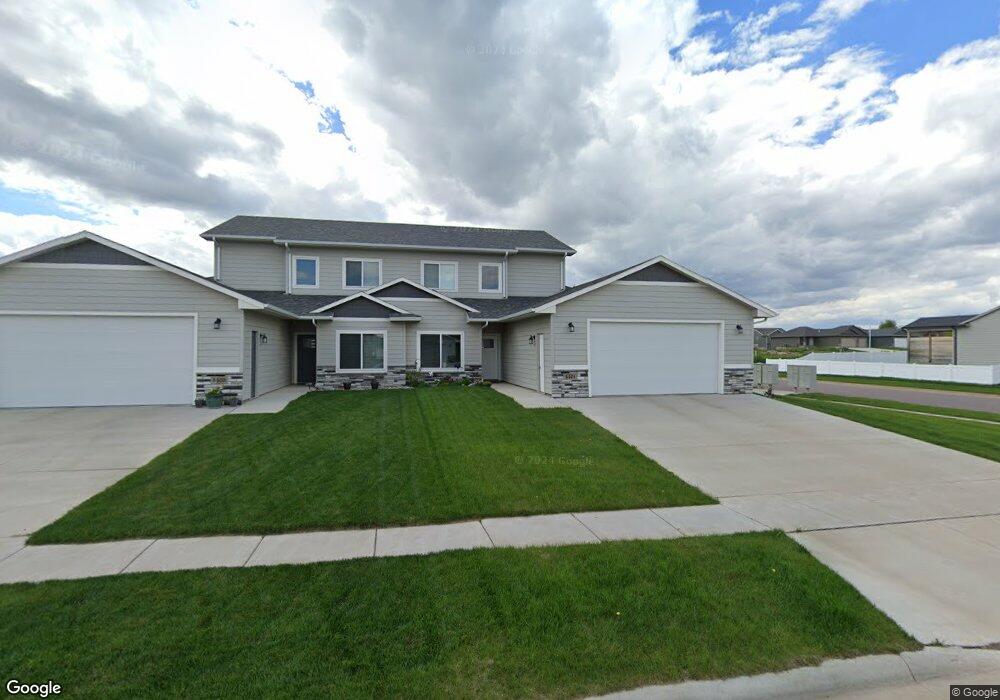 5401 S Eastwind Ave, Harrisburg, SD 57032 - photo 1