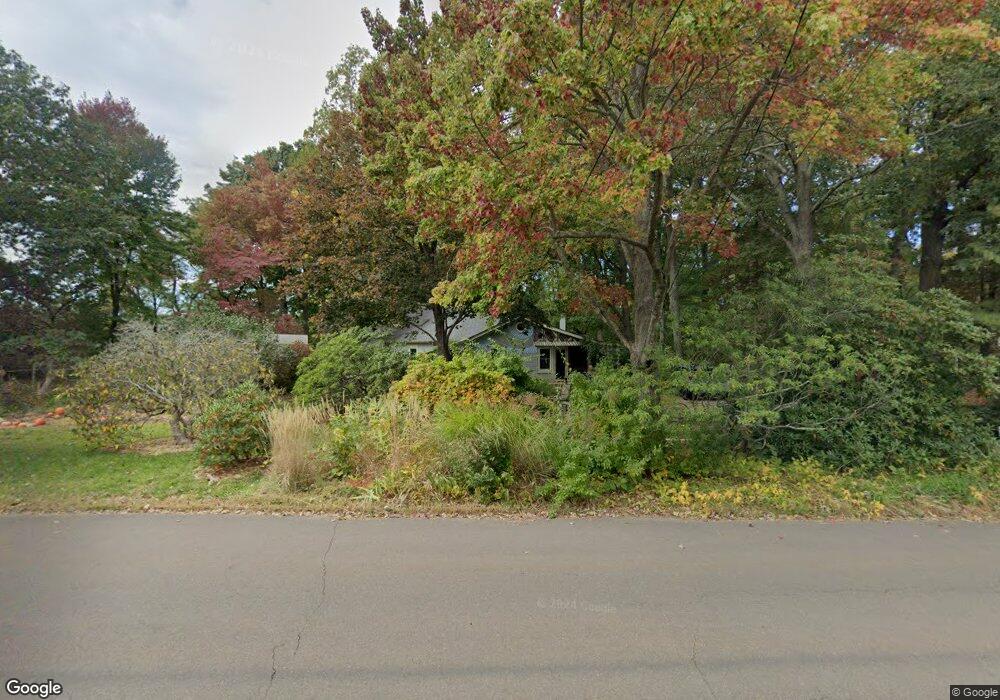 896 Dunbar Hill Rd, Hamden, CT 06514 - photo 1