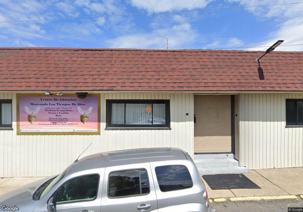 411 W 16th St, Hazleton, PA 18201 - photo 1