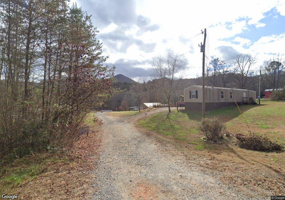 882 Twin Mountain Rd, Hiawassee, GA 30546 - photo 1