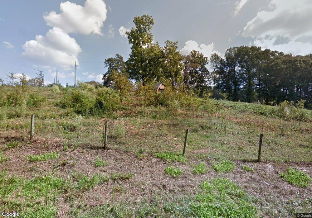 633 Henderson Rd, Gillsville, GA 30543 - photo 1