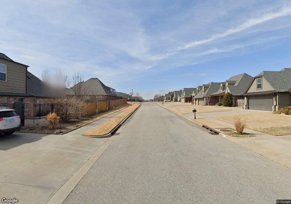 211 W 127th St S, Jenks, OK 74037 - photo 1