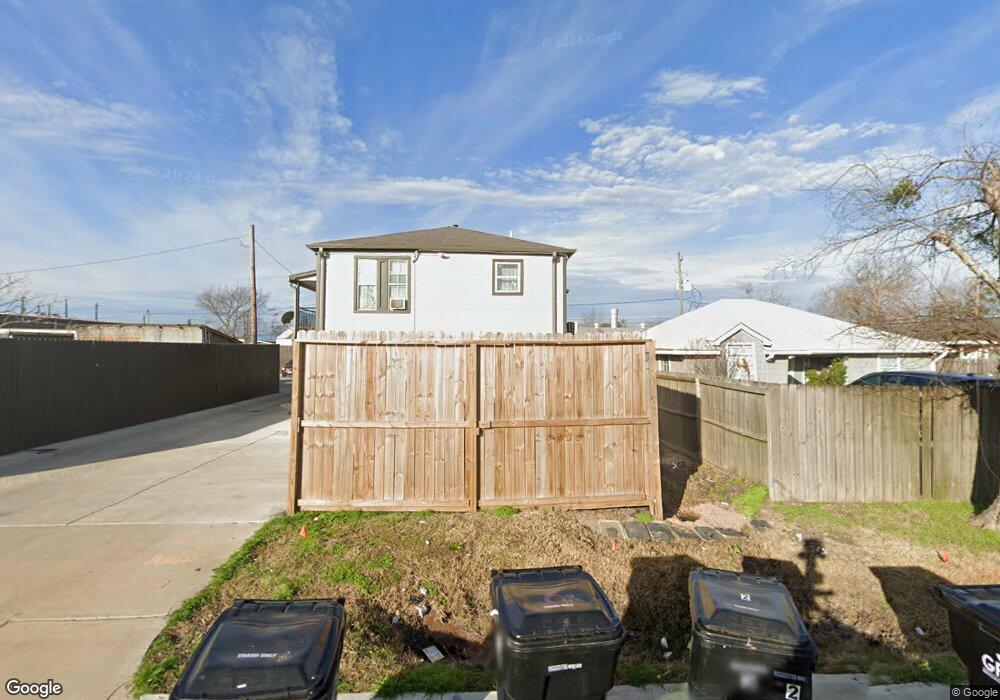 906 Jennetta St, Rosenberg, TX 77471 - photo 1