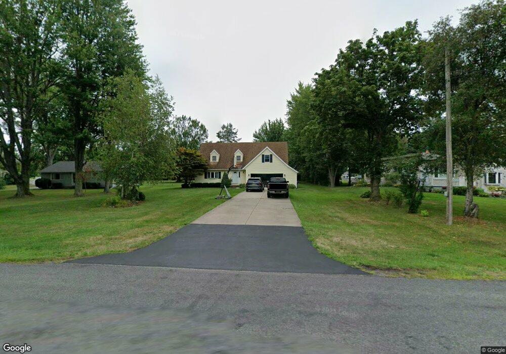 5529 Mapleton Rd, Lockport, NY 14094 - photo 1