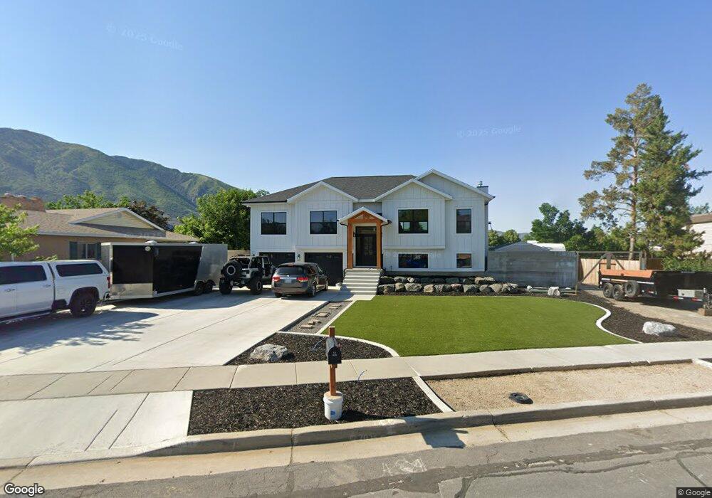 1798 Crescent View Dr, Sandy, UT 84092 - photo 1