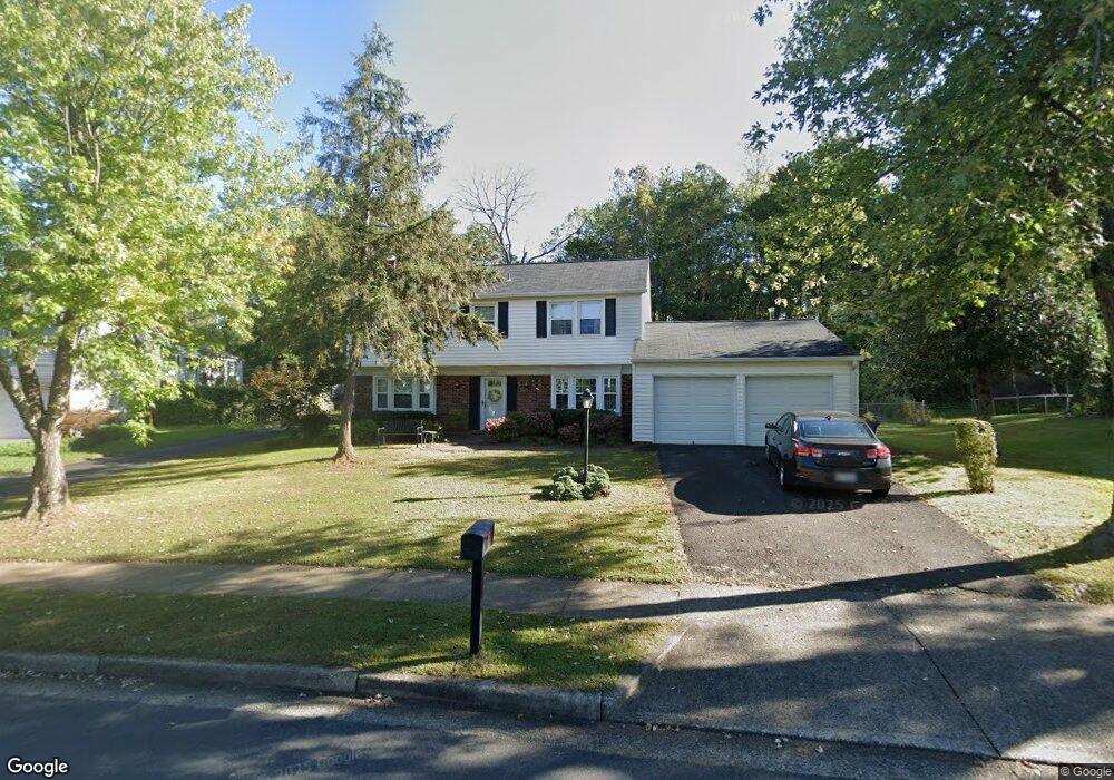 12807 Point Pleasant Dr, Fairfax, VA 22033 - photo 1