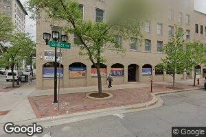 200 2nd St SE Unit B, Cedar Rapids, IA 52401