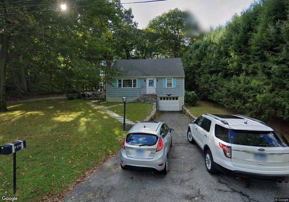 224 Minivale Rd, Stamford, CT 06907 - photo 1