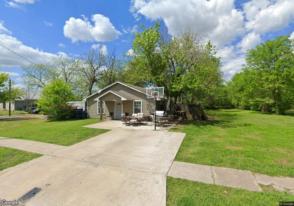 203 E College St, Sherman, TX 75090 - photo 1
