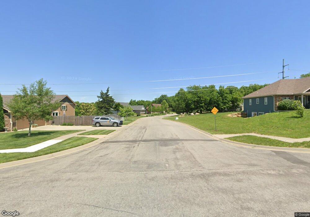 4815 SW Heather's Way, Topeka, KS 66610 - photo 1