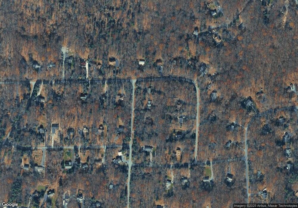 104 Shell Bark Dr, Milford, PA 18337 - photo 1