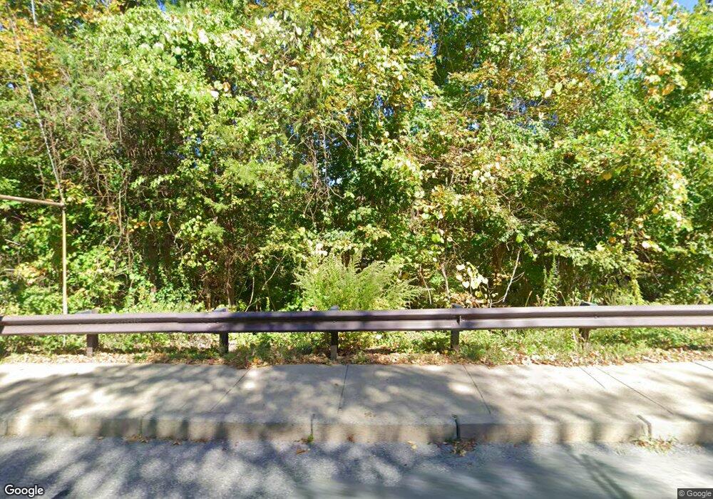 401 Sneech Pond Rd, Cumberland, RI 02864 - photo 1