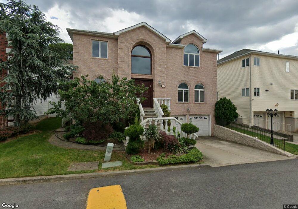 73 Michael Loop, Staten Island, NY 10301 - photo 1