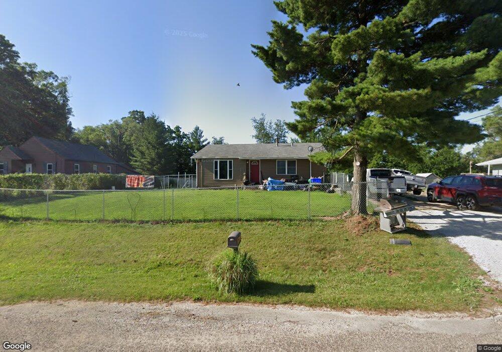 2405 W 47th St, Davenport, IA 52806 - photo 1